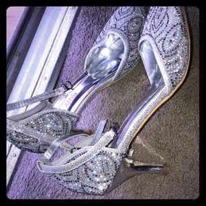 Pakistani kitten heels